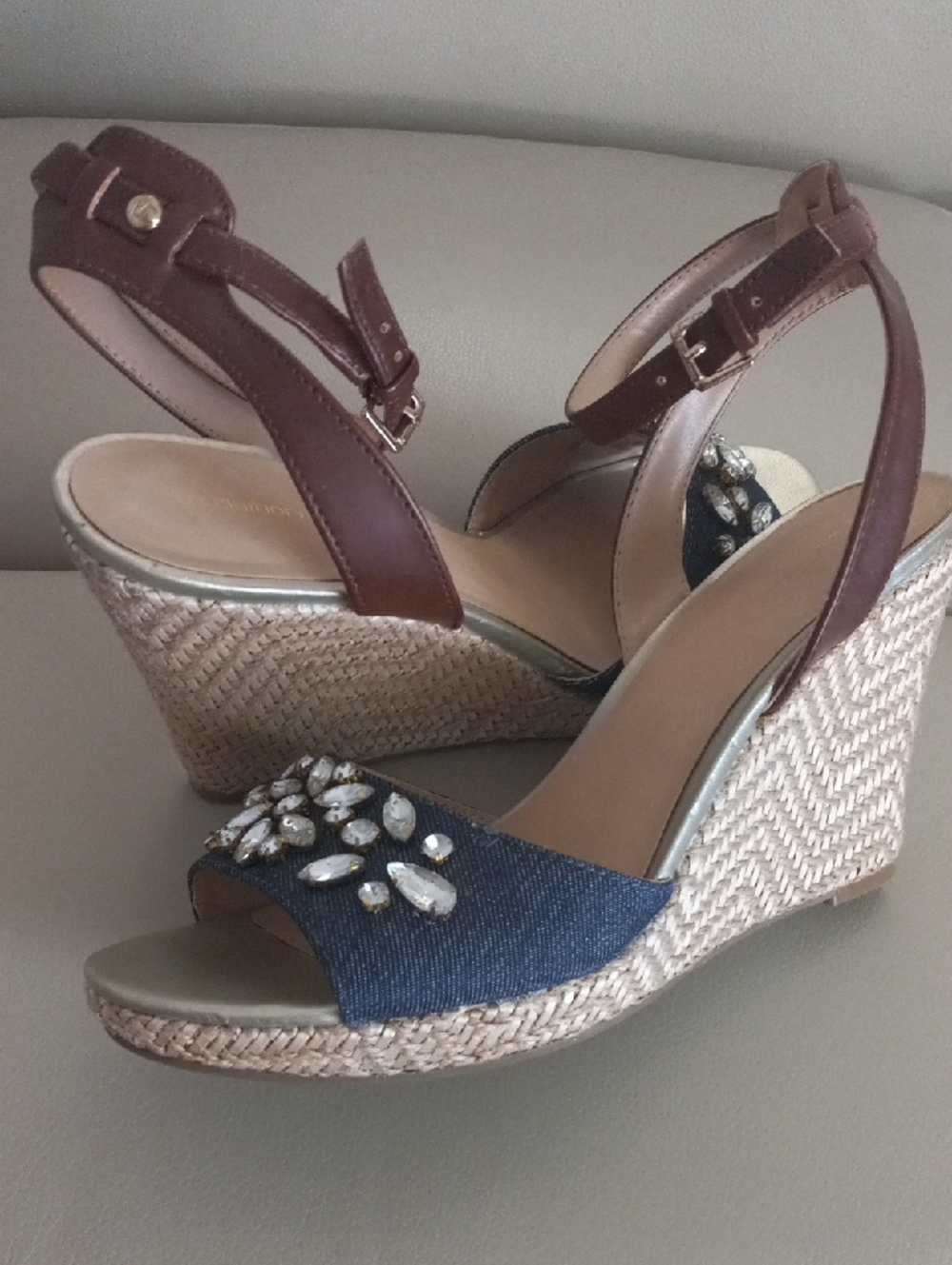 Liz Claiborne Embellished Blue Denim & Brown Wedge Sandals Size 10M